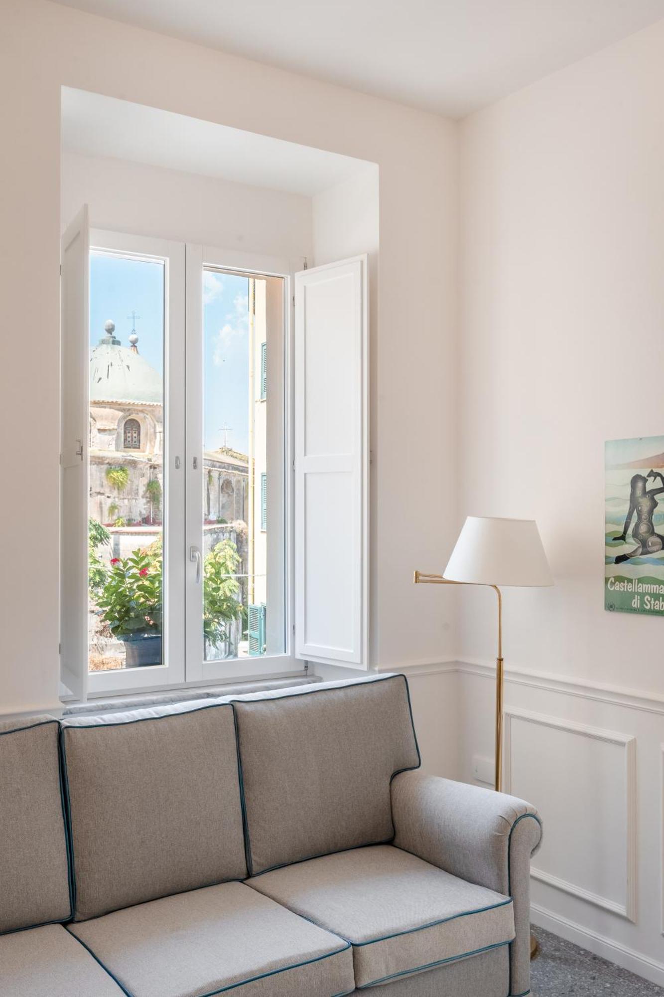 Apartamento Palazzo Desiderio Castellammare di Stabia Exterior foto